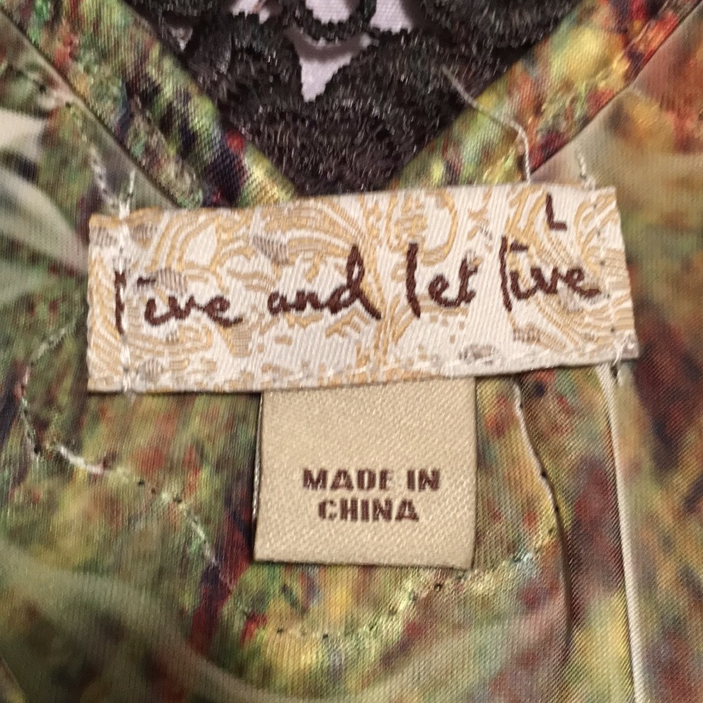ππNWOT Live & let live top - Picture 5 of 7